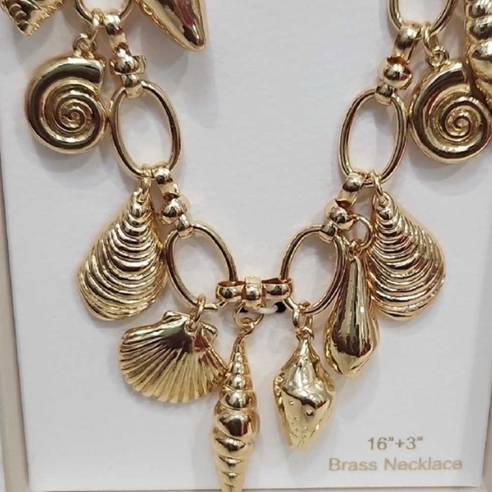 NWT ⚜️👑⚜️ Persimmon Viral Gold Shell Ocean Nautical Charm 16" Necklace - Picture 13 of 17